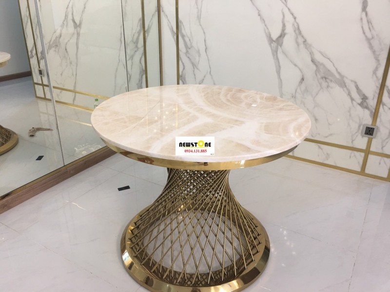 PHONG THỦY TRONG BÀN ĂN MẶT ĐÁ HOA CƯƠNG, ĐÁ MARBLE, ĐÁ NHÂN TẠO