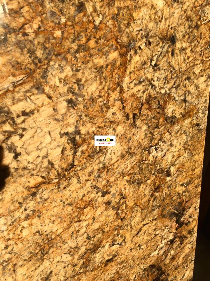 da vang alaska gold granite (2)