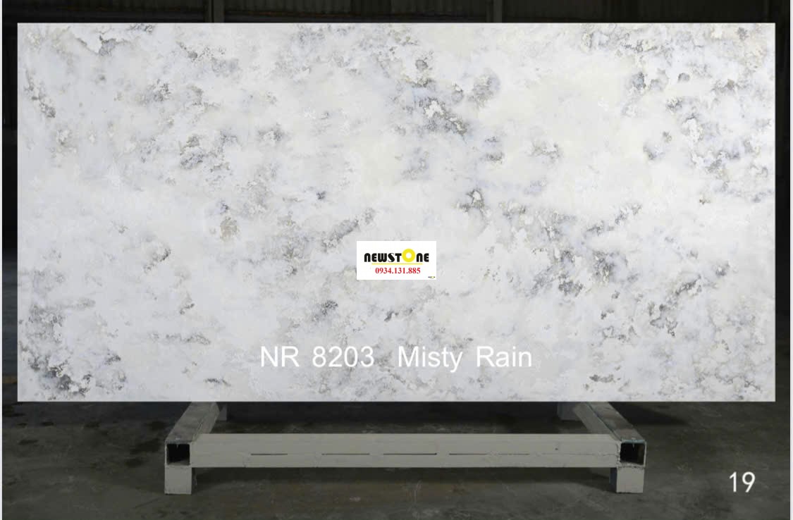 Đá Quartz Thạch Anh Misty Rain