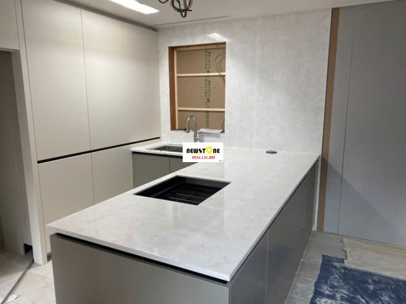 Đá Nhân Tạo (Đá Solid Surface)