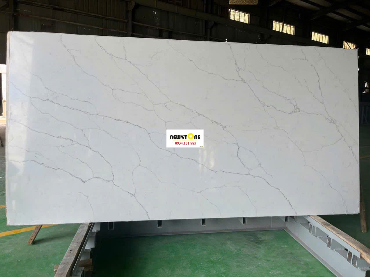 Đá Nhân Tạo Trắng Vân Mây 