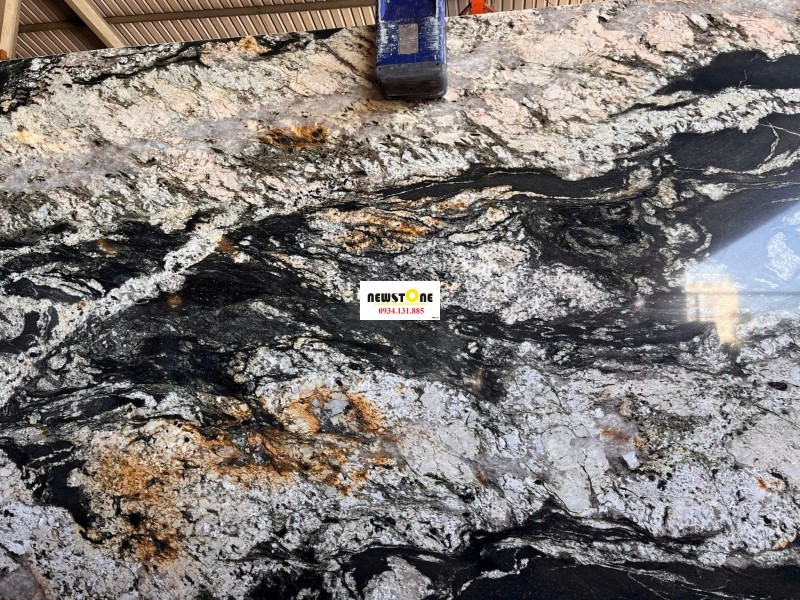 Đá Granite Titanium Black 