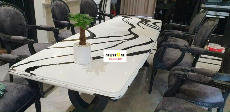 Bàn Ăn Mặt Đá