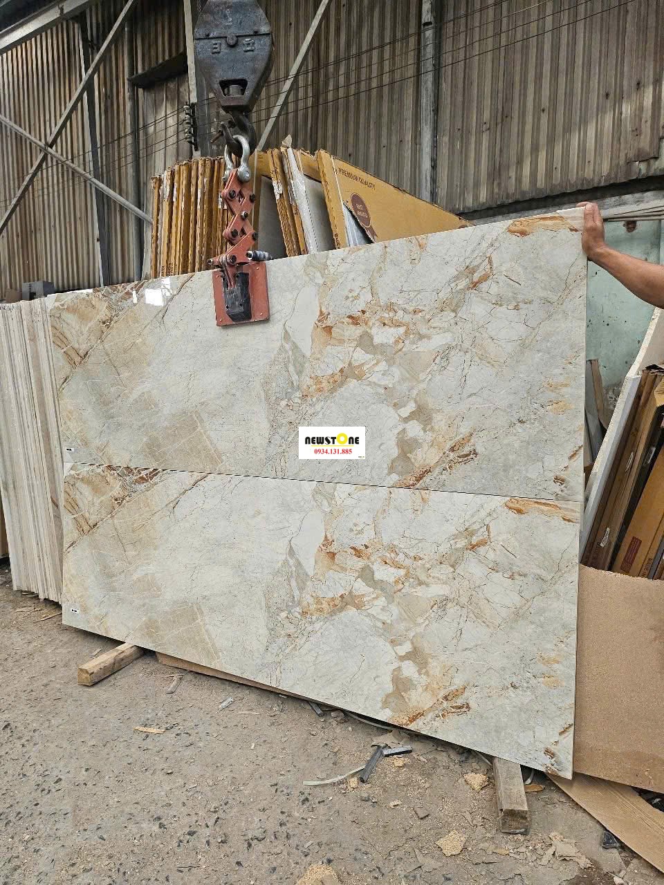 Đá Nhân Tạo Marmo Brecica
